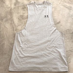 Tank top Under Armour gray M NEW - never used